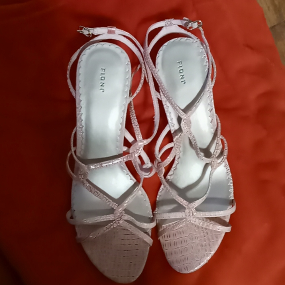 Fioni strappy heels!
